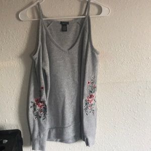 shoulder less long sleeve shirt